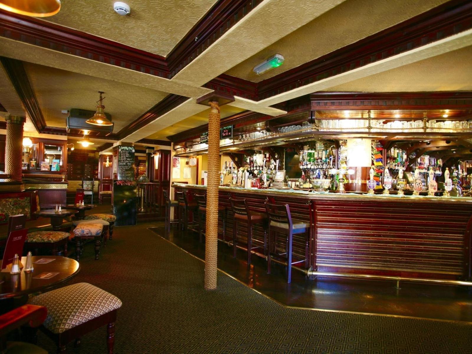 Hotel The Ship Chelmsford Esterno foto